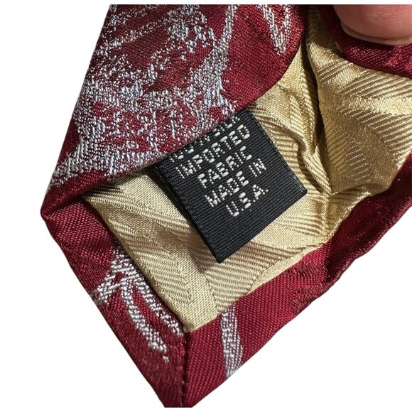 Murano Hand Tailored Mens Red & Silver Floral Patterned Silk Tie - Picture 6 of 7